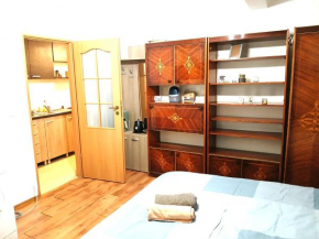 Crisan-Horea City Retreat